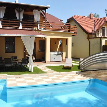 Garden Zsory Mezokovesd