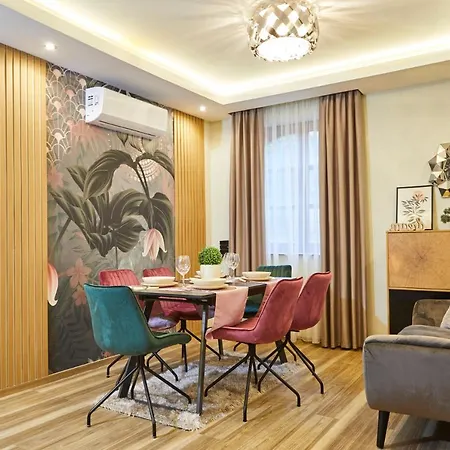 Garden Zsory Apartment *