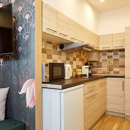 Garden Zsory Apartment Mezokovesd