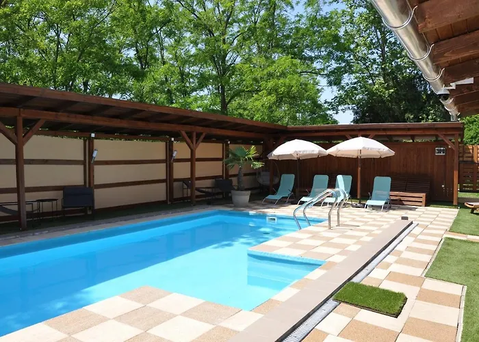 Garden Zsóry Apartamento Mezőkövesd