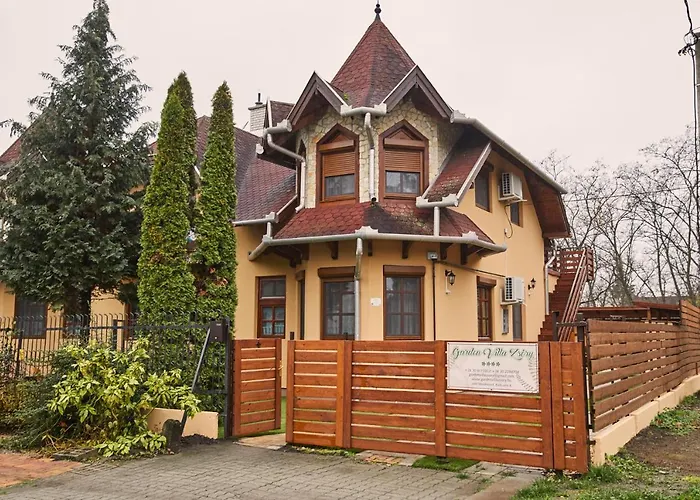 Garden Zsóry Apartamento