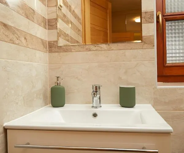 Apartamento Garden Zsóry