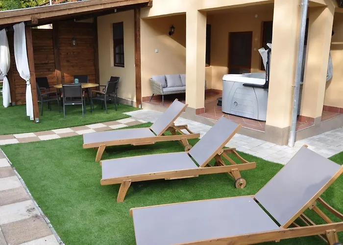 Garden Zsóry Apartamento